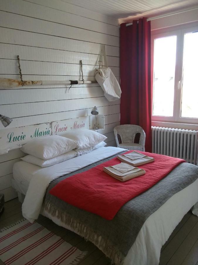 Hôte Antique Hotel Brignogan-Plages Exterior foto